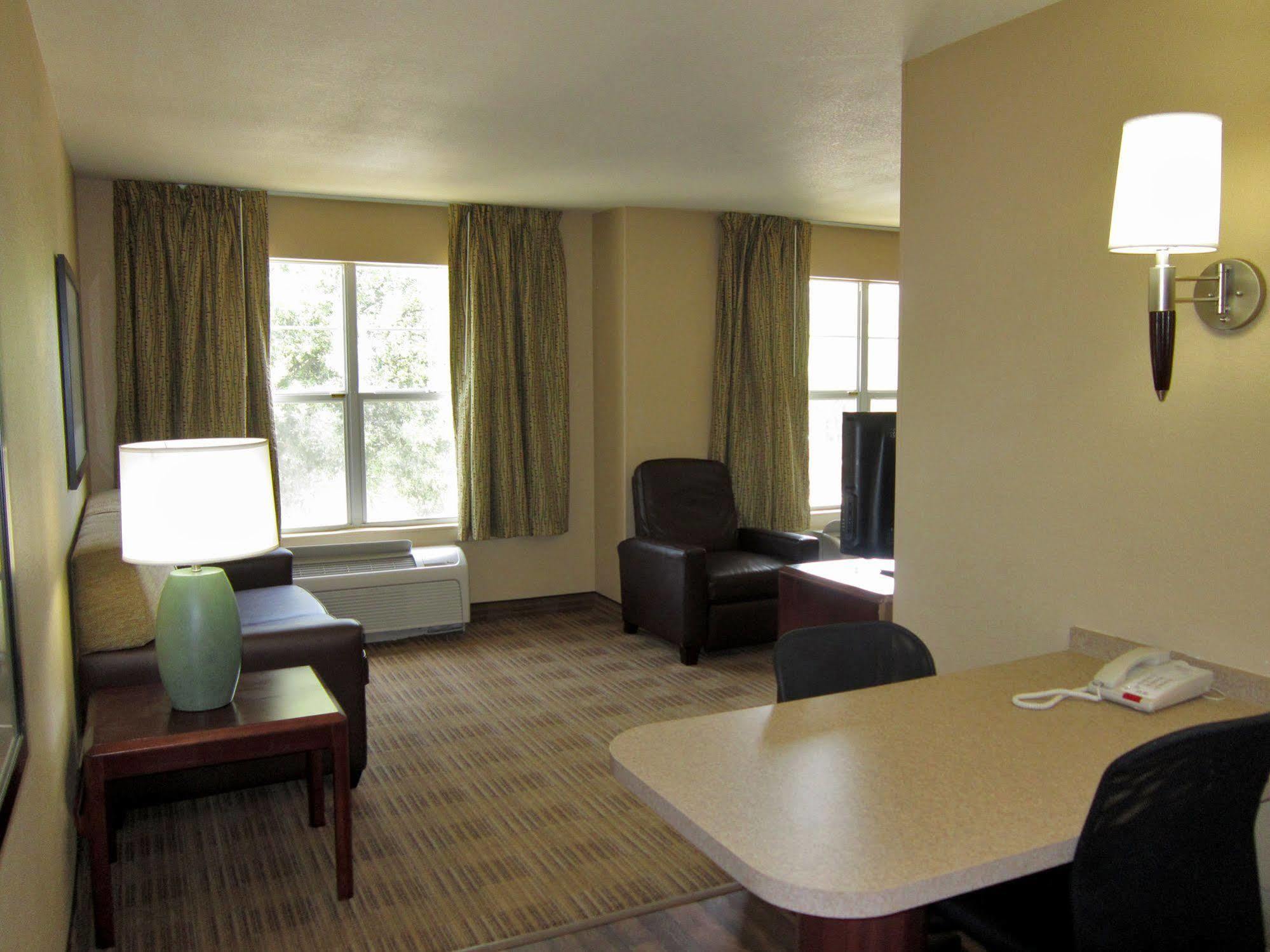 Sonesta Simply Suites Stafford Εξωτερικό φωτογραφία